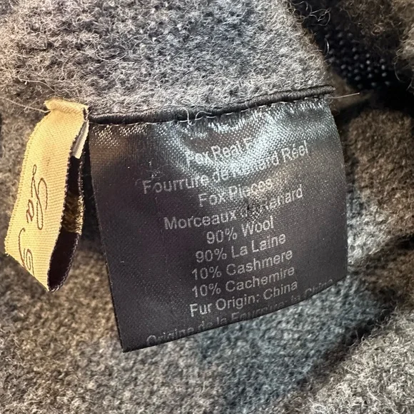 Wool Cashmere Real Fox Pom Pom Beanie Hat - Picture 4 of 4